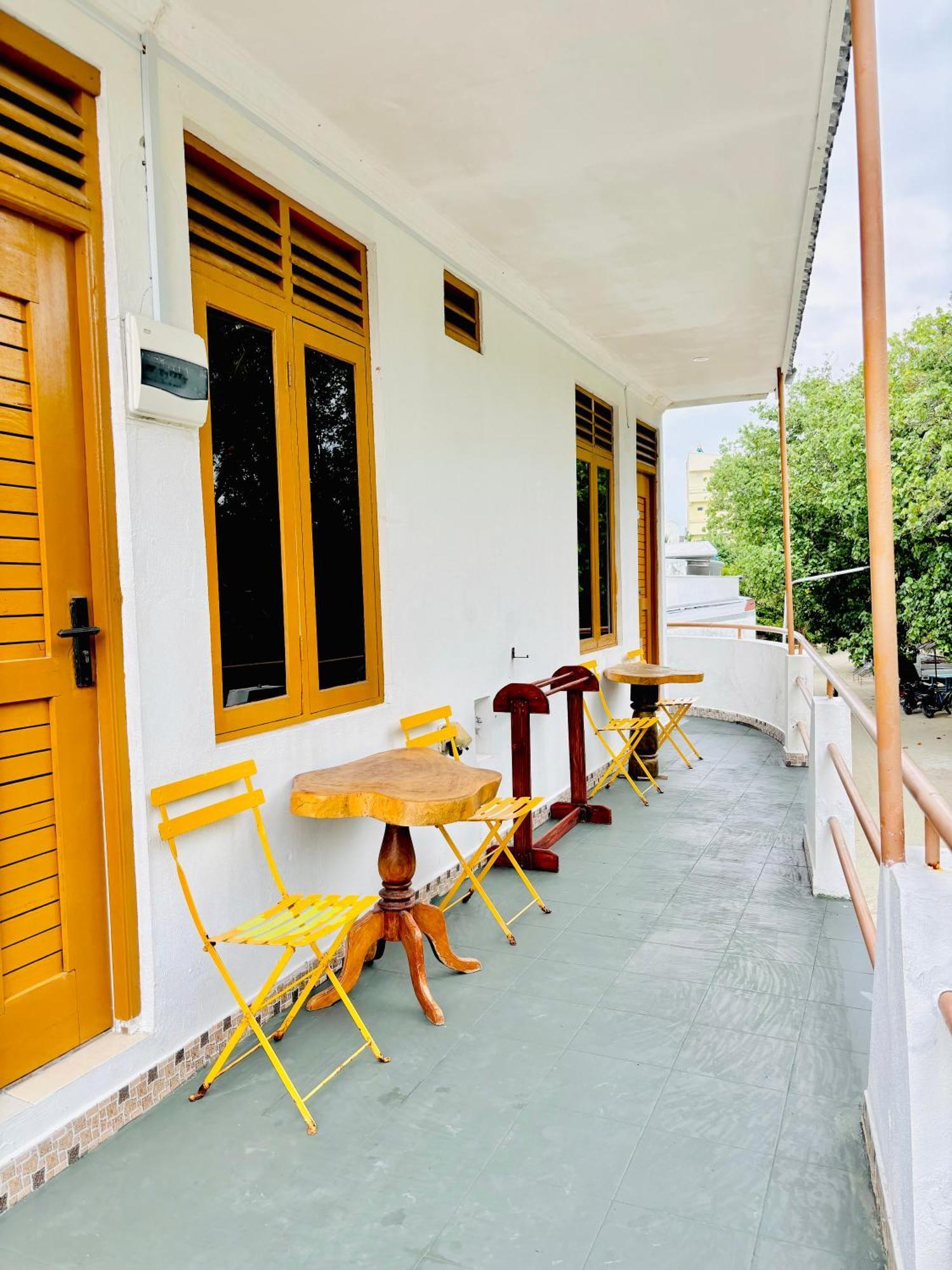Aloha Inn Himmafushi Bagian luar foto
